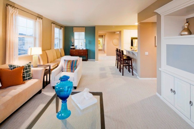 Coventry Court Luxury Senior in Tustin, CA - Foto de edificio - Interior Photo