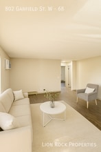 802 Garfield St W in Anoka, MN - Building Photo - Building Photo