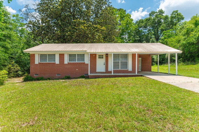 property at 712 Bruce Ave