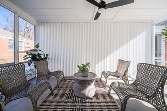 The Square on Mcknight in St. Louis, MO - Building Photo - Interior Photo