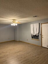 649 Fire Light Dr in Moore, OK - Building Photo - Building Photo