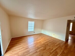 3828 Country Club Rd in Winston-Salem, NC - Building Photo - Building Photo