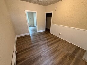 929 Jackson St in Norristown, PA - Building Photo - Building Photo