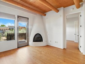 1405 Vegas Verdes Dr, Unit 128 in Santa Fe, NM - Building Photo
