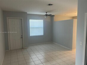 11707 NW 47th Dr in Coral Springs, FL - Building Photo - Building Photo