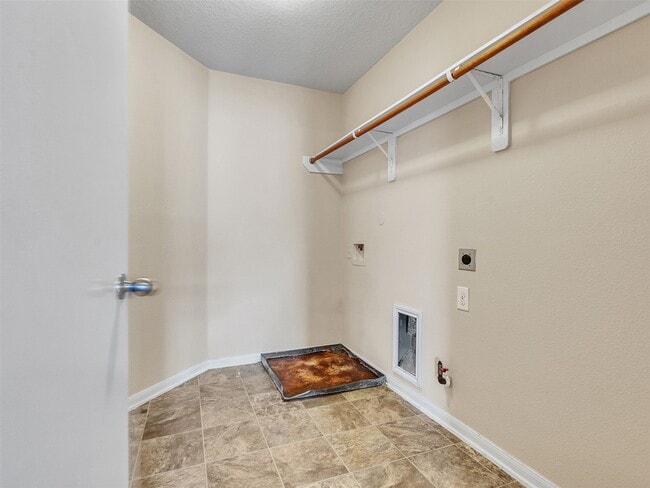 5018 Blue Spruce Hill St