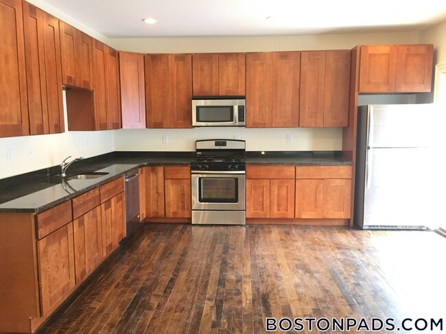 29 Commonwealth Terrace