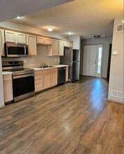 2160 SW Rambling Vine Rd in Lee's Summit, MO - Building Photo - Building Photo