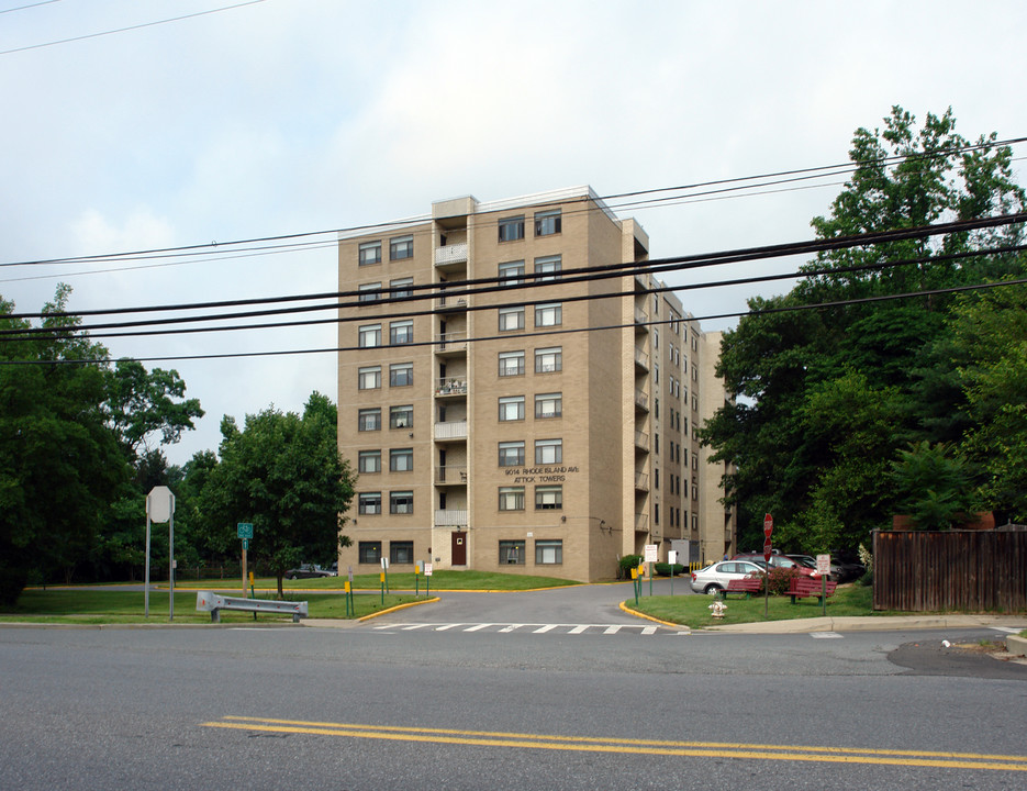 Attick Towers in College Park, MD - Building Photo