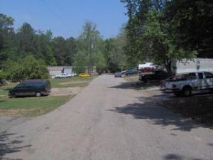 Sleepy Hollow Mobile Home Park in Athens, GA - Building Photo