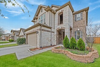 4118 Lake Cypress Cir in Houston, TX - Building Photo - Building Photo