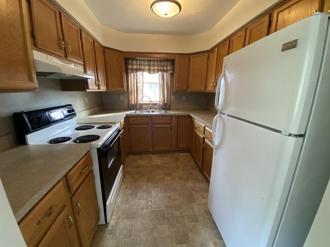 408 Overlook Dr in Martinsburg, WV - Building Photo - Building Photo