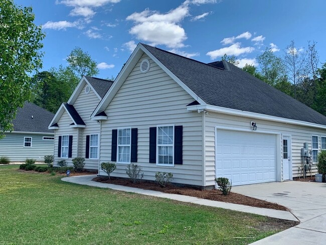 1008 Marley St in Conway, SC - Building Photo - Building Photo
