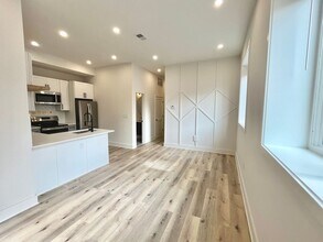 1802 11th St NW-Unit -Unit 2B in Washington, DC - Building Photo - Building Photo