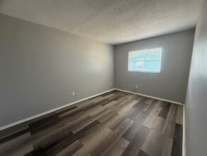3035 66th Ave N in St. Petersburg, FL - Building Photo - Building Photo