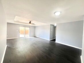 3200 Skynight Dr in Crestview, FL - Building Photo - Building Photo