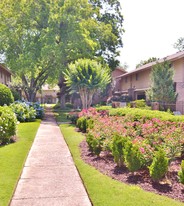 Peacock Woods Apartments