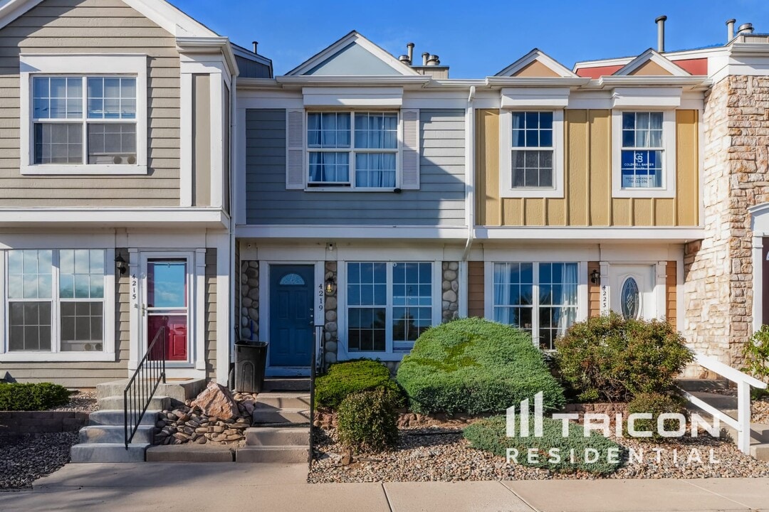4219 Charleston Dr in Colorado Springs, CO - Building Photo