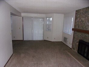17672 E Loyola Dr in Aurora, CO - Building Photo - Building Photo
