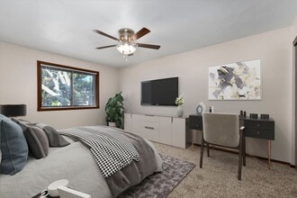 1412 S Nicolet Rd in Appleton, WI - Building Photo - Building Photo