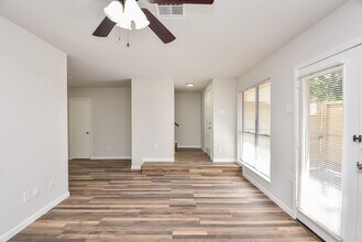 3644 Ocee St in Houston, TX - Building Photo - Building Photo