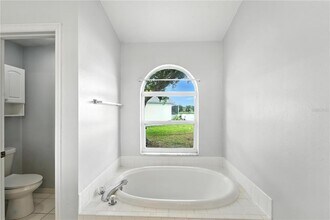 1725 Bondurant Way in Brandon, FL - Building Photo - Building Photo