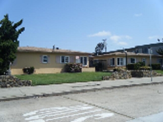 4882 Cape May Ave in San Diego, CA - Foto de edificio