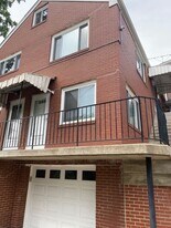 10 Pointview Rd in Brentwood, PA - Building Photo