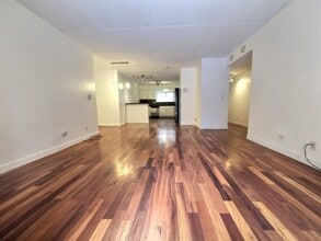 8710 W Evelyn Ln in Chicago, IL - Building Photo - Building Photo