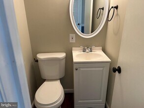 13133 Putnam Cir in Woodbridge, VA - Building Photo - Building Photo