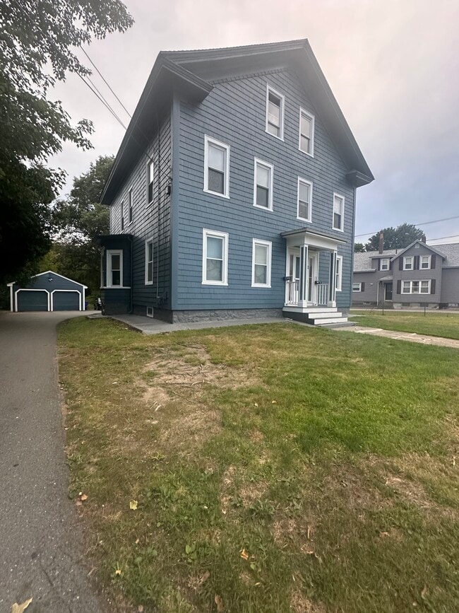 84 Tremont St in Taunton, MA - Building Photo - Building Photo