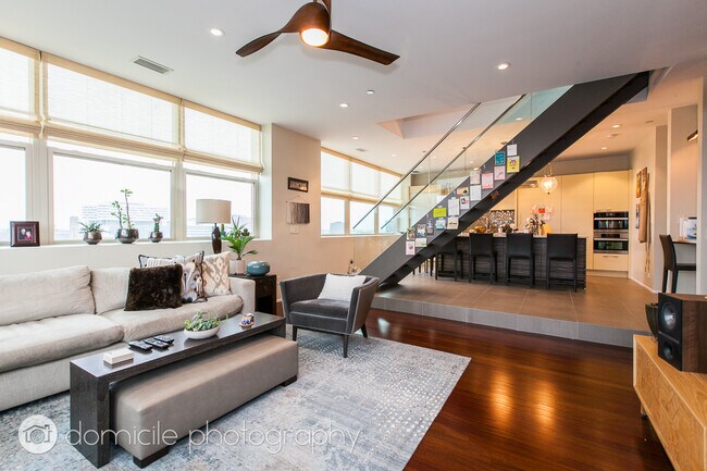 property at 1500 W Monroe St