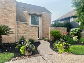 6726 Saffron Hills Dr in Spring, TX - Building Photo - Building Photo
