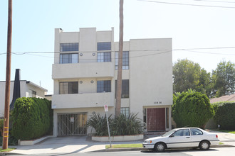 11414 Missouri Ave in Los Angeles, CA - Building Photo - Building Photo