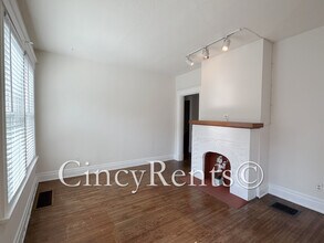 3570 Edwards Rd, Unit 2 in Cincinnati, OH - Building Photo - Building Photo