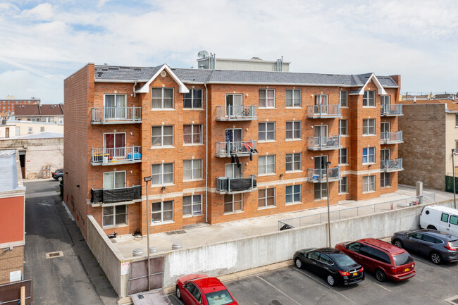 2-15 Beach 101st St in Rockaway Park, NY - Foto de edificio - Building Photo