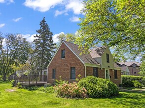 615 Hillside Rd in Glenview, IL - Building Photo - Building Photo