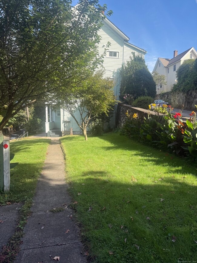 property at 437 High St
