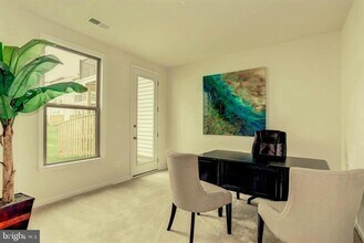 42346 Alder Forest Terrace in Sterling, VA - Building Photo - Building Photo