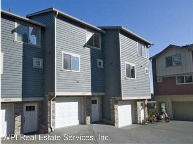 10700 24th Ave NE in Seattle, WA - Building Photo - Building Photo
