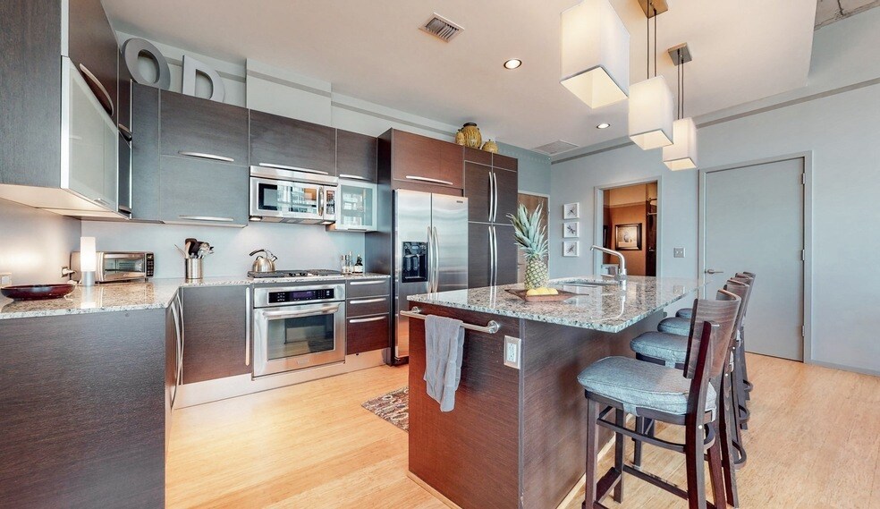 700 12th Ave S, Unit 905 in Nashville, TN - Foto de edificio