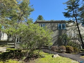 2 Talcott Glen Rd in Farmington, CT - Building Photo - Building Photo