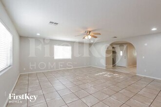 8439 S 9th Pl in Phoenix, AZ - Building Photo - Building Photo