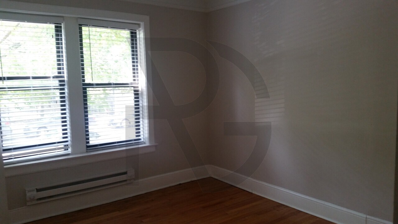 2317 N Rockwell St in Chicago, IL - Building Photo