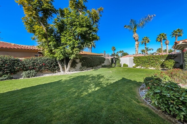 80335 Merion in La Quinta, CA - Foto de edificio - Building Photo