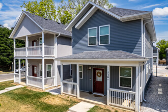 Cherry Street Cottages in Springfield, MO - Building Photo - Building Photo