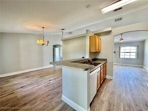 2924 Thunderbird Rd in Sebring, FL - Foto de edificio - Building Photo