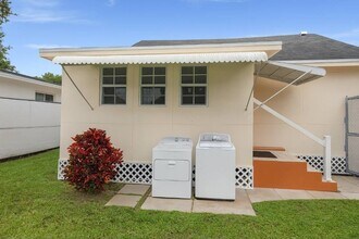 3115 SW 25th Ter in Miami, FL - Building Photo - Building Photo