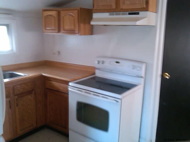 353 3rd St in Albany, NY - Building Photo - Building Photo