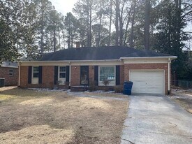 103 W Stevens St in Smithfield, NC - Building Photo